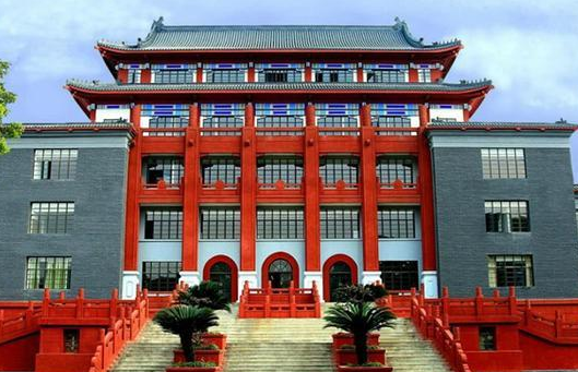 大学校园的秩序维护、要靠自律！